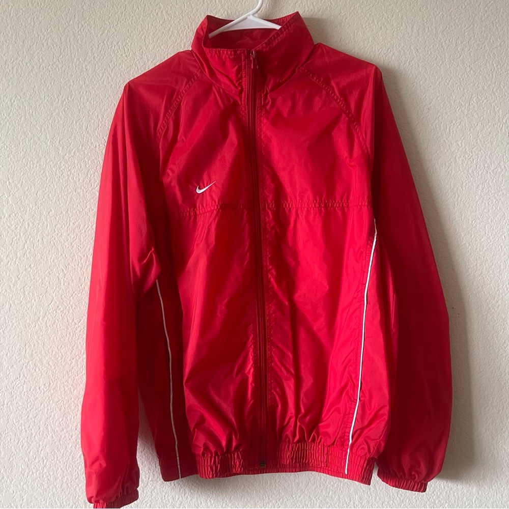Small Men’s Nike Windbreaker